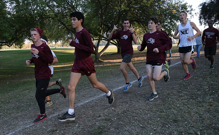 EOS-1D X6227.JPG - 2012 California CIF Cross Country Championships, Woodward Park, Fresno, California, November 24.